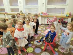 My tři králové jdeme k vám,