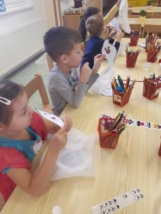 Listopad, listopad, lísteček mi na dlaň spad ...